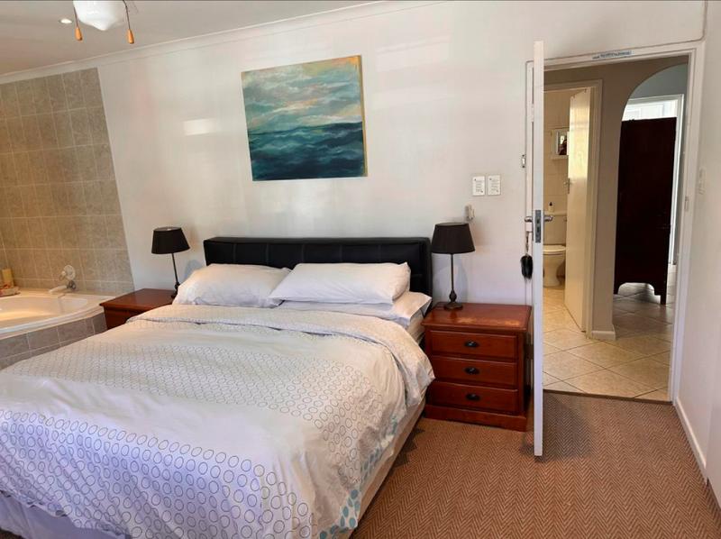 4 Bedroom Property for Sale in Fish Hoek Western Cape